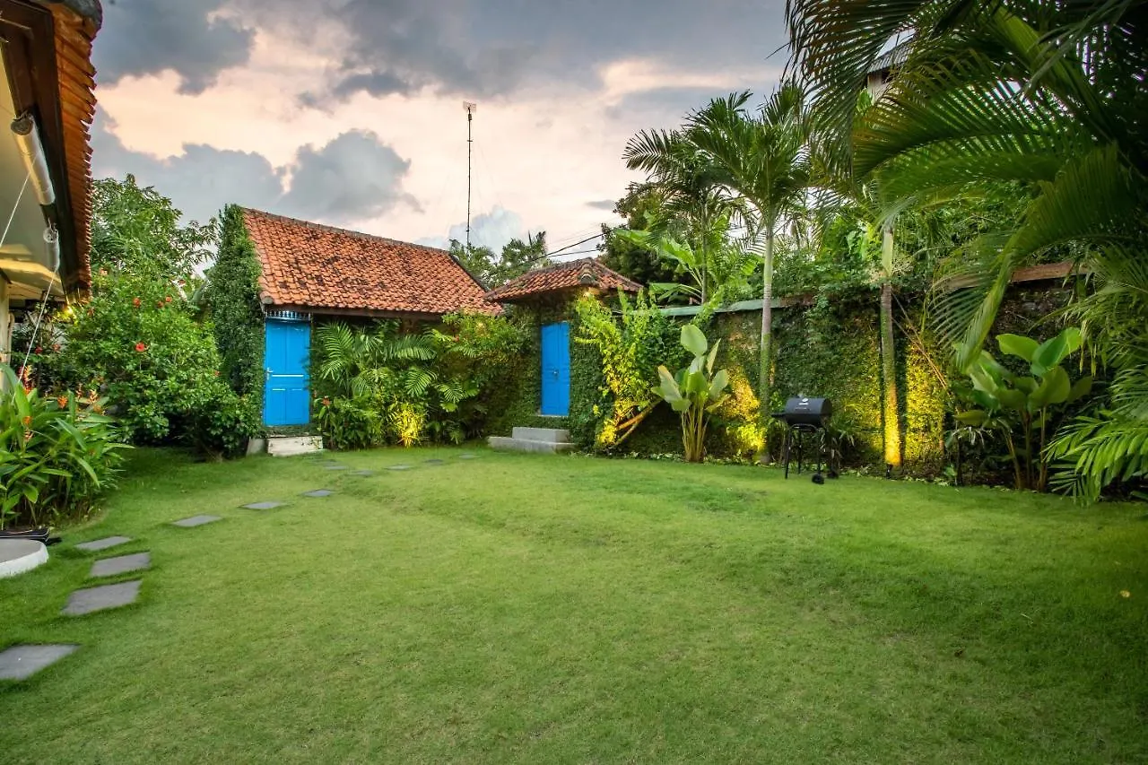 Villa Janitra Семиньяк Индонезия